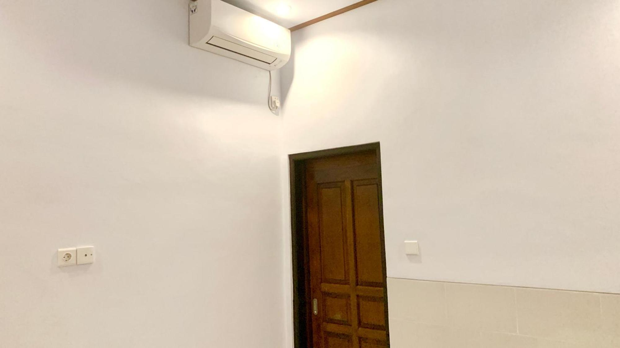 The Lima Home Stay In Canggu Buitenkant foto