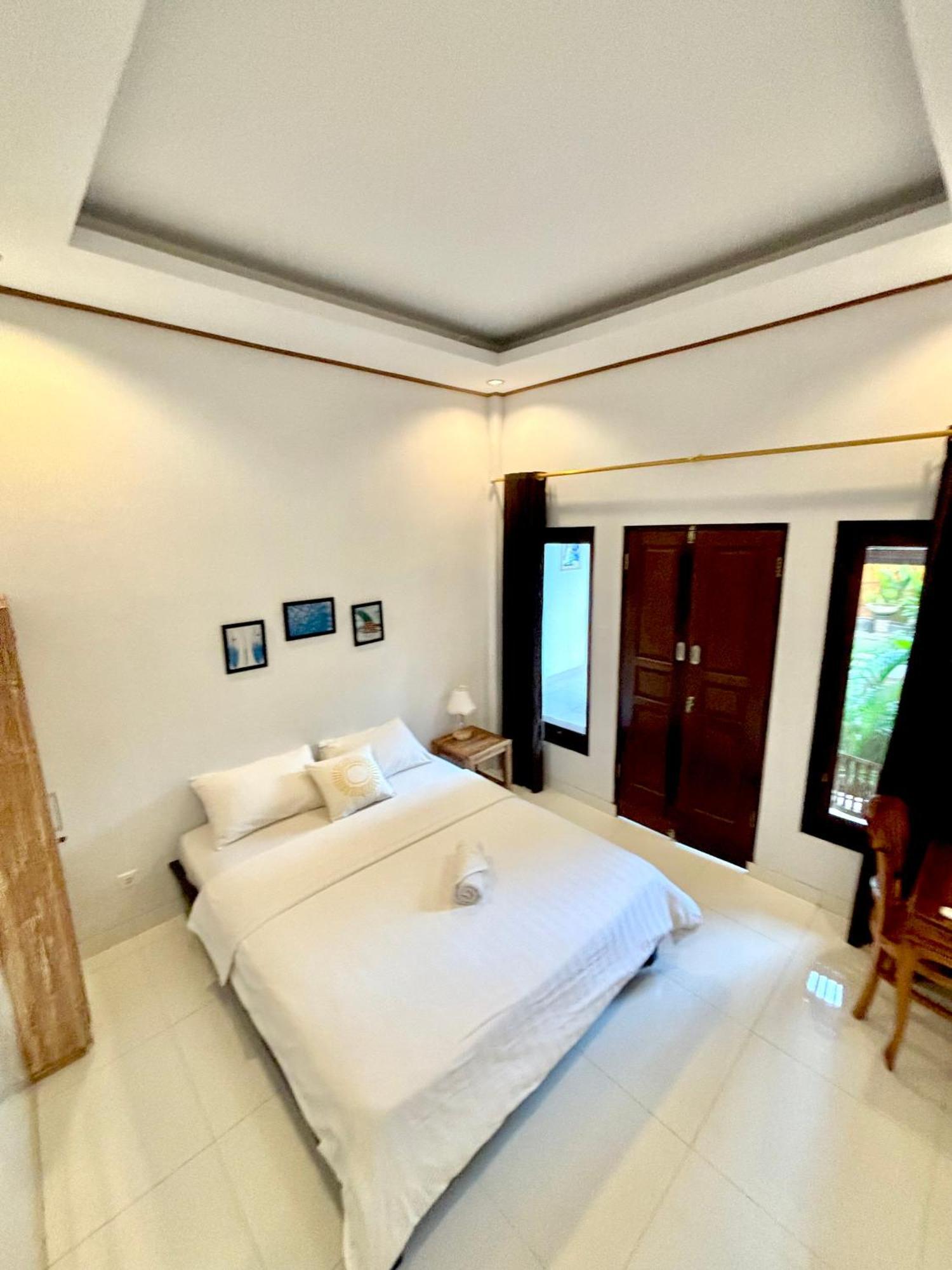 The Lima Home Stay In Canggu Buitenkant foto