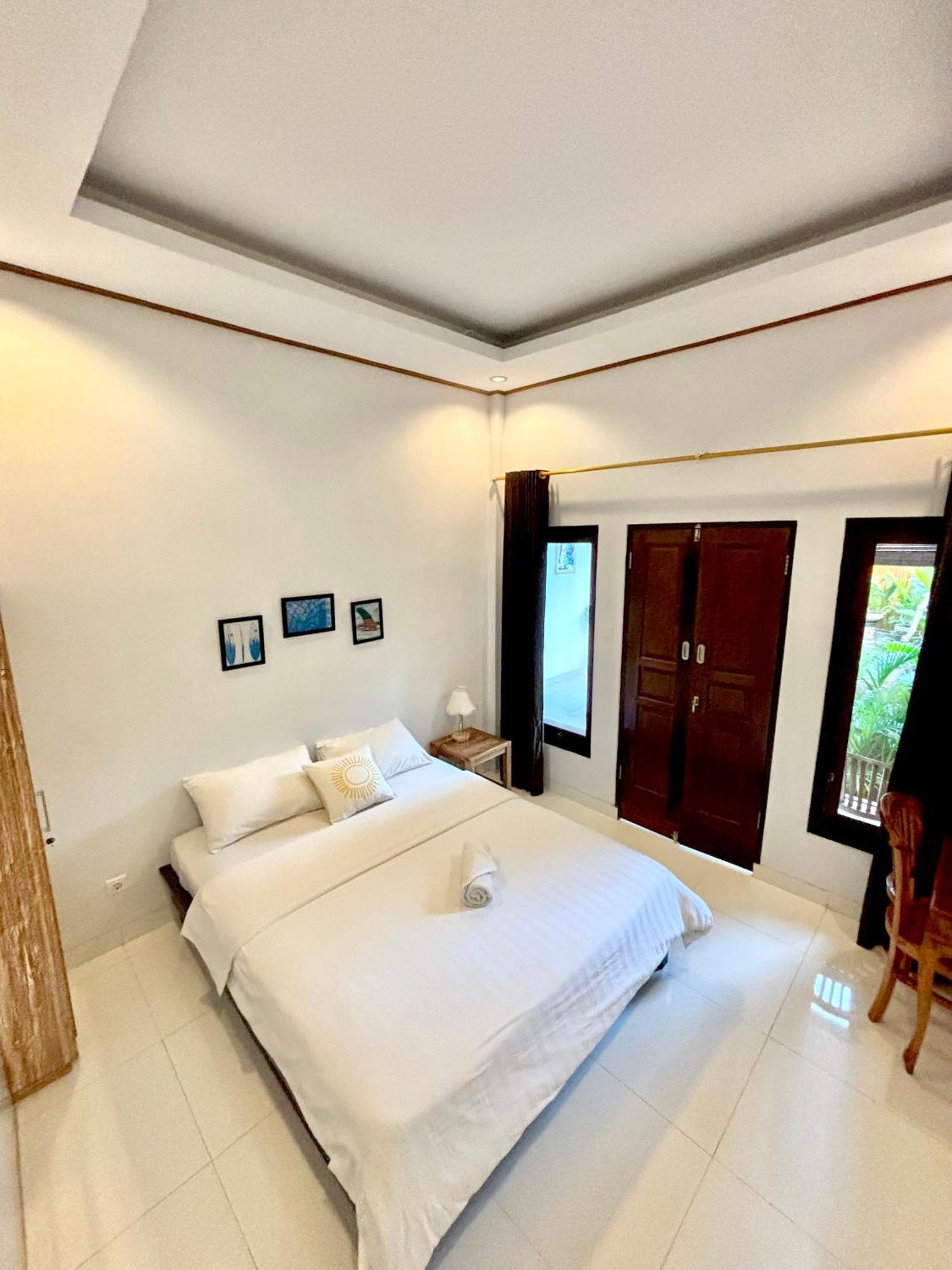 The Lima Home Stay In Canggu Buitenkant foto