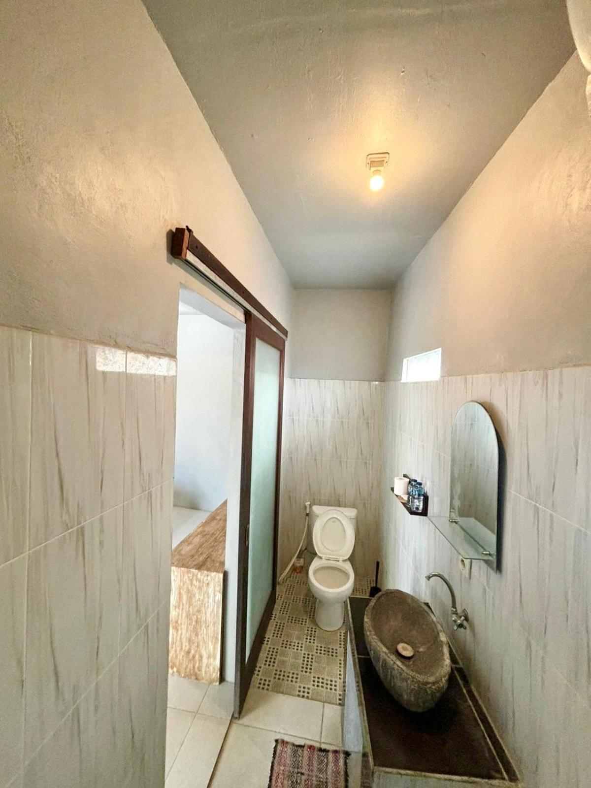 The Lima Home Stay In Canggu Buitenkant foto