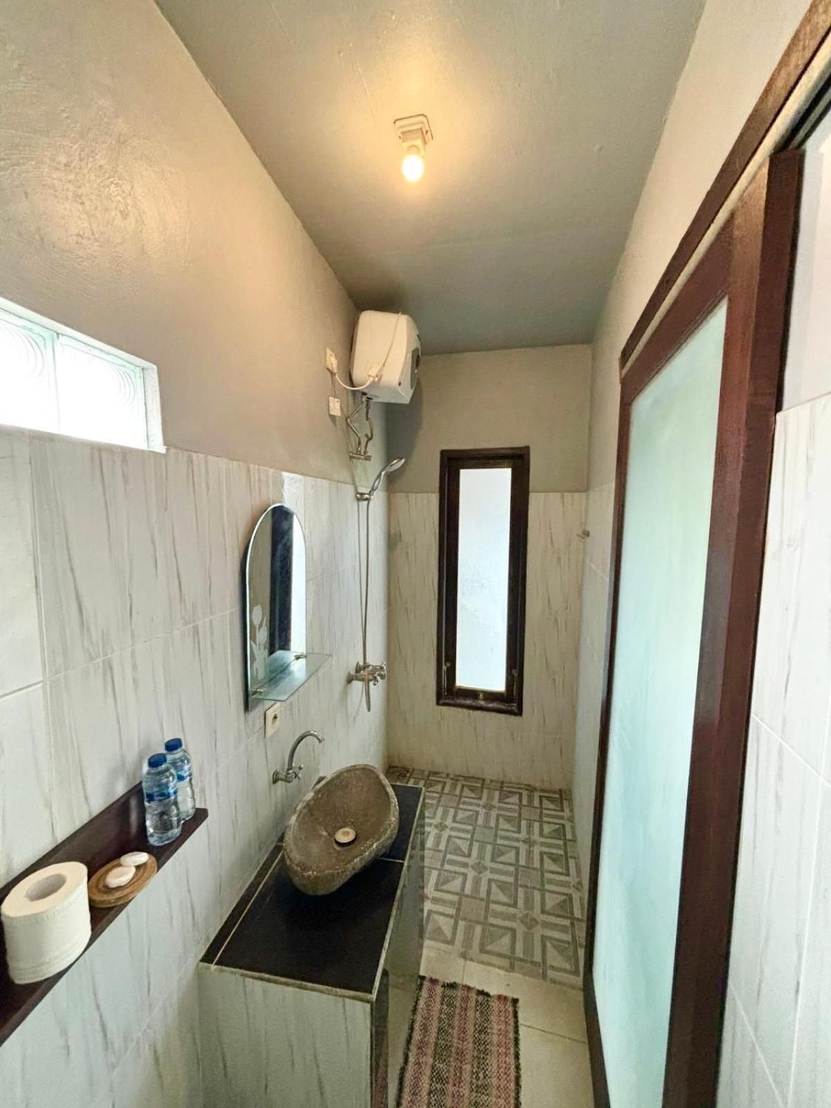 The Lima Home Stay In Canggu Buitenkant foto