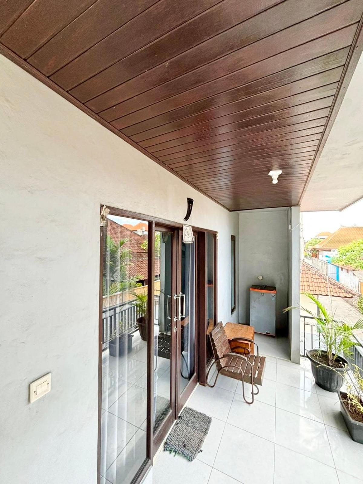 The Lima Home Stay In Canggu Buitenkant foto